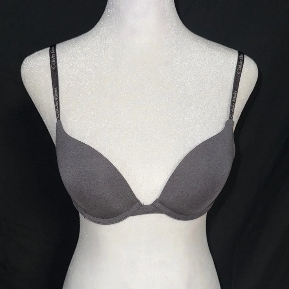 Calvin Klein 34B Gray Push-Up T-Shirt Bra - Picture 1 of 3